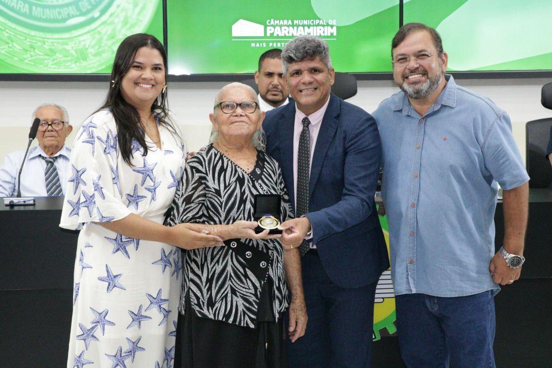 12.12.2025 | Sessão Solene Comenda Josina Tereza de Andrade - Foto 14