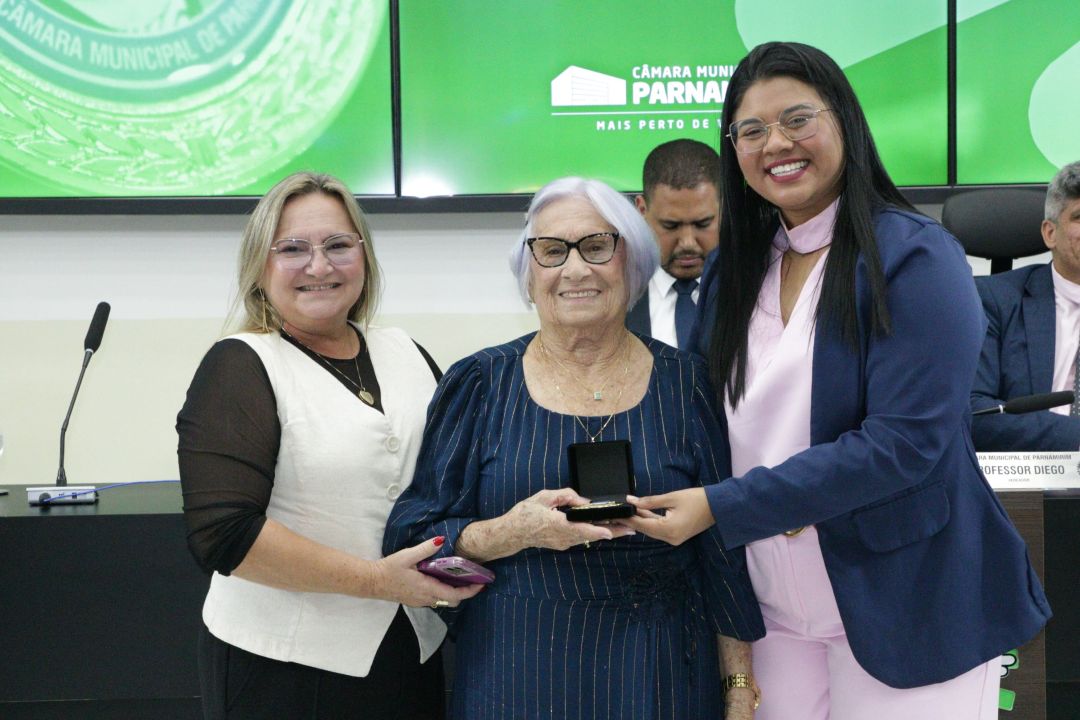 12.12.2025 | Sessão Solene Comenda Josina Tereza de Andrade - Foto 19