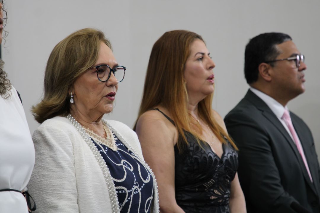 13.03.2026 | Sessão solene comenda professora Eva Lúcia - Foto 17