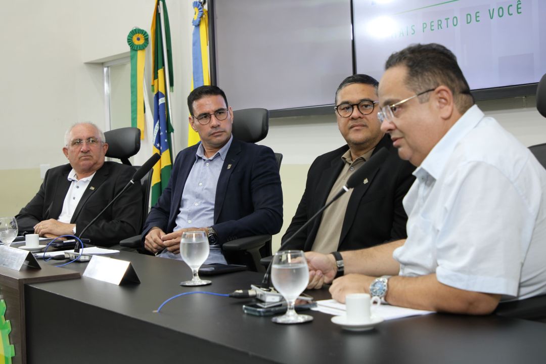16.03.2026 | Reunião mista: Comissão Permanente de Constituição, Legislação e Redação Final, Comissão Permanente de Saúde e Comissão de Finanças, Orçamento e Fiscalização Financeira - Foto 17