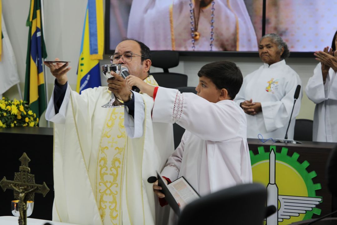 Missa e Visita da imagem peregrina de Nossa Senhora de Fátima - Foto 17