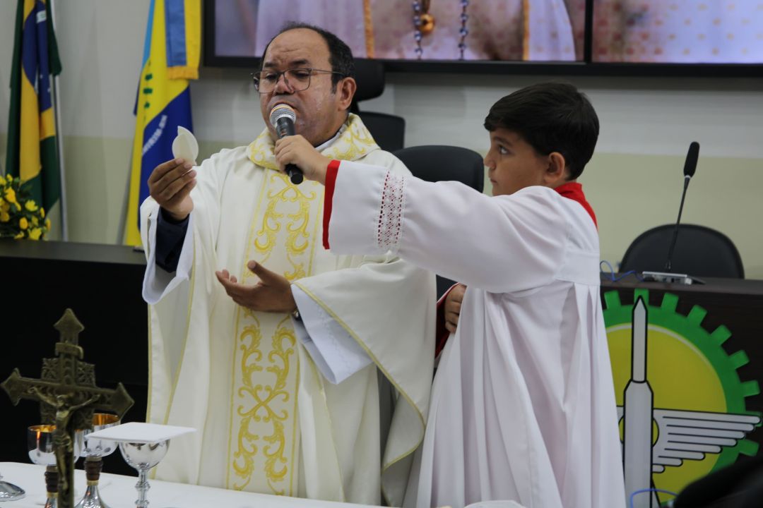 Missa e Visita da imagem peregrina de Nossa Senhora de Fátima - Foto 19
