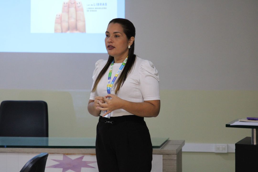 Curso de Libras - Foto 6