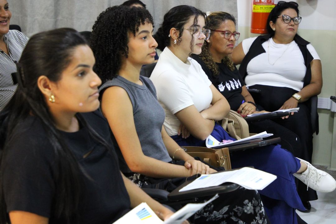 Curso de Libras - Foto 5
