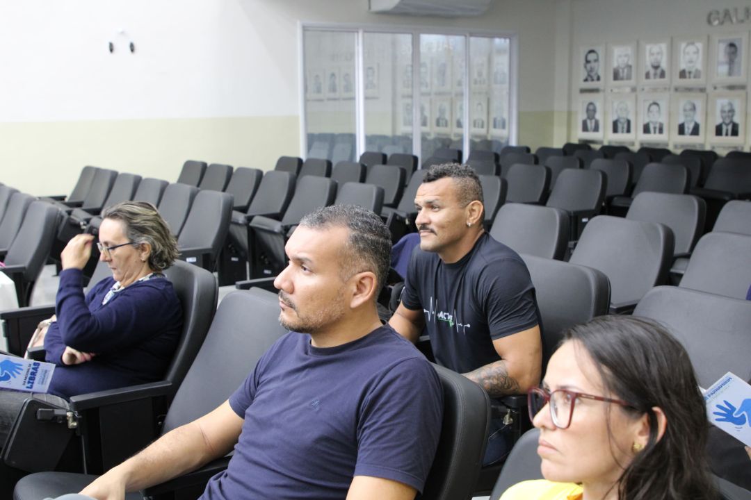 Curso de Libras - Foto 4