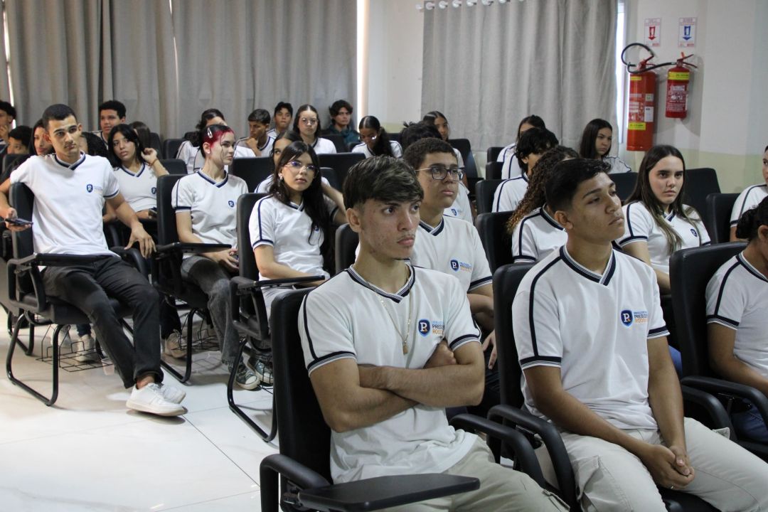 Aula com alunos da Escola Estadual Presidente Roosevelt - Foto 8