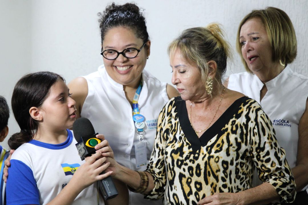Visita dos alunos da Escola Municipal Ivanira Paisinho à Câmara Municipal de Parnamirim. - Foto 13