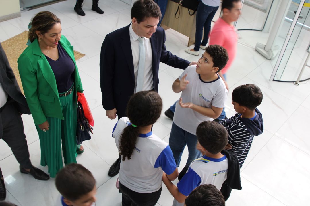 Visita dos alunos da Escola Municipal Ivanira Paisinho à Câmara Municipal de Parnamirim - Foto 18