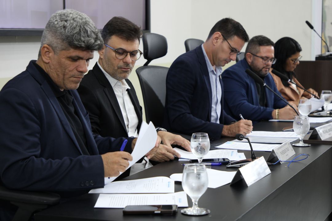 Reunião da Comissão Permanente de Constituição, Legislação e Redação Final - CCJ - Foto 8
